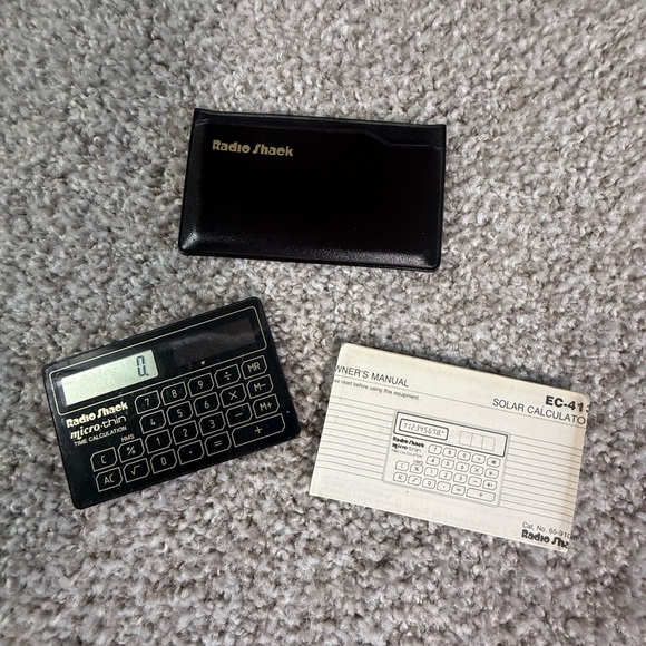 Vintage RadioShack EC-41 Solar Calculator – Micro-Thin with Case & Manual 1980s - Picture 1 of 4